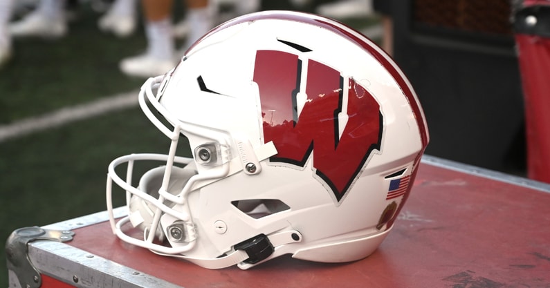 Wisconsin-Badgers-Football-Phil-Steele-2025-Forecast