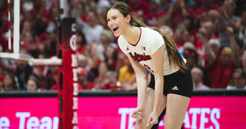 Nebraska volleyball Bergen Reilly