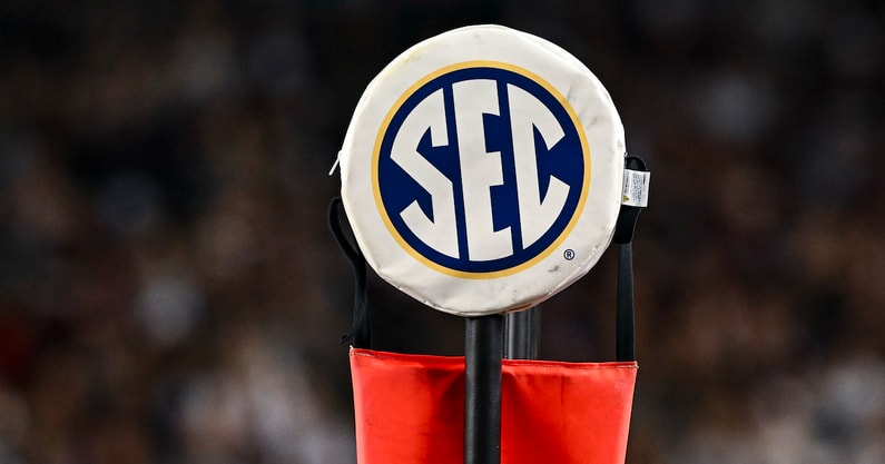 sec football logo 1200 usat 8-17-25