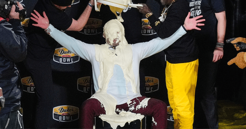 Fleck bowl game