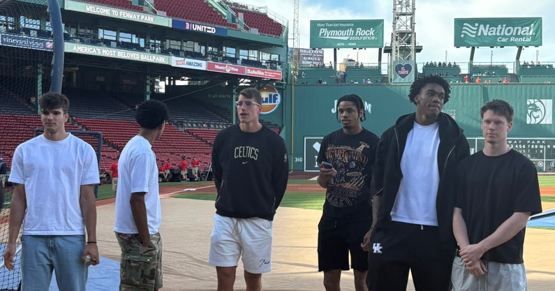 Amari Williams and the Boston Celtics (Photo via @RealBobManning on X)