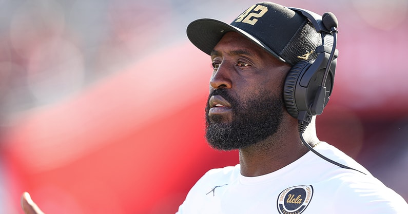 UCLA HC DeShaun Foster
