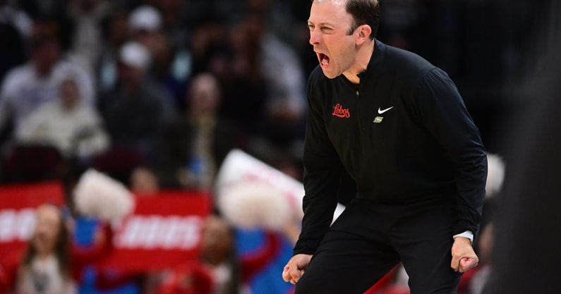 New Xavier Musketeers head coach Richard Pitino