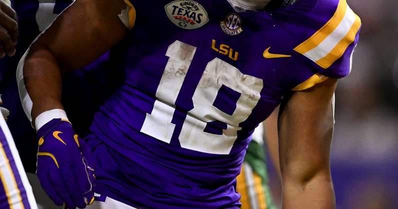 LSU jersey No. 18 Garrett Nussmeier