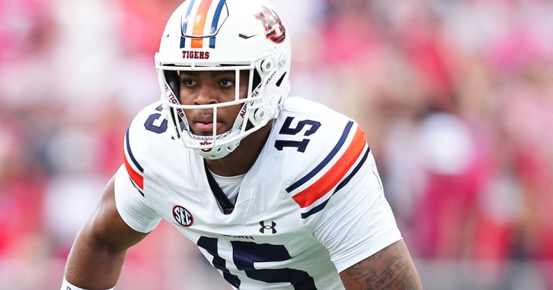 Keldric Faulk (Photo by Auburn Athletics)