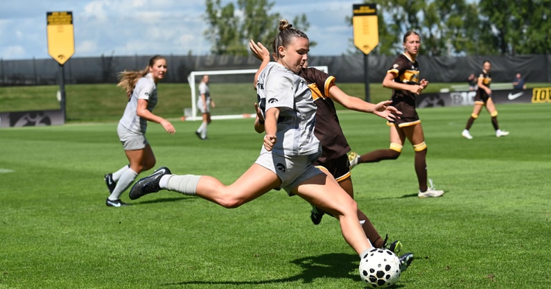 The Hawkeyes earned a 2-0 shutout win over Western Michigan. (Photo by Dennis Scheidt)