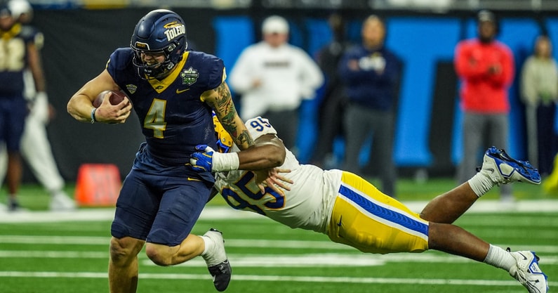 Toledo QB Tucker Gleason, via Kimberly P. Mitchell : USA TODAY NETWORK via Imagn Images