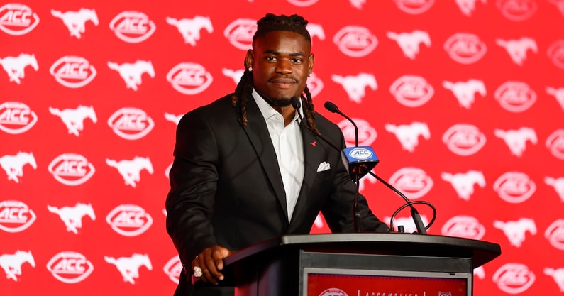 as-nfl-dream-nears-isaiah-nwokobia-enters-2025-as-an-example-for-doing-nil-right-staying-home-at-smu