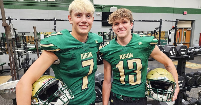 PORTRAIT - ON3 - Parker Zikmund, Wyatt Dent, Central City