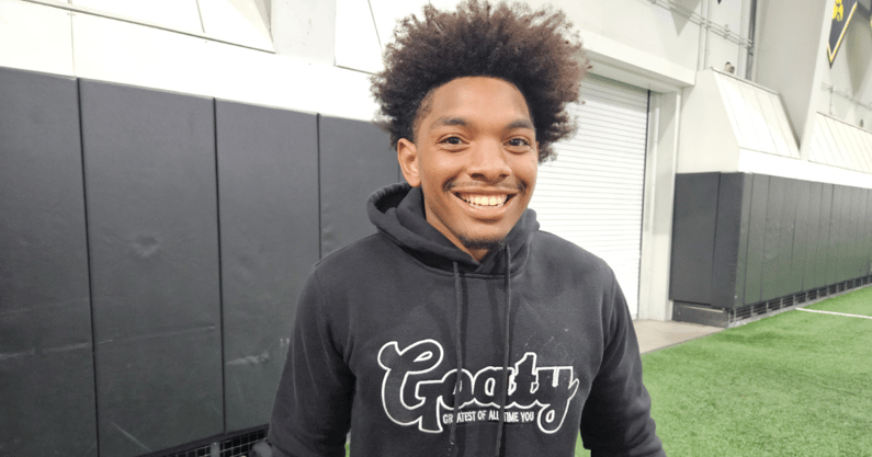 Kamari Moulton