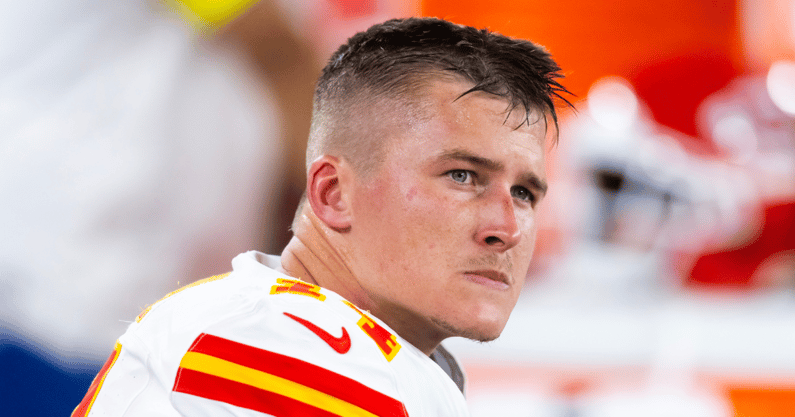 Cleveland-Browns-sign-Bailey-Zappe-to-practice-squad-after-keeping-Shedeur-Sanders-on-53-man-roster