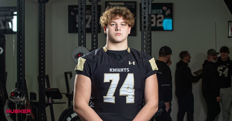 juco-ol-cooper-johnson-announces-signing-with-ole-miss-football