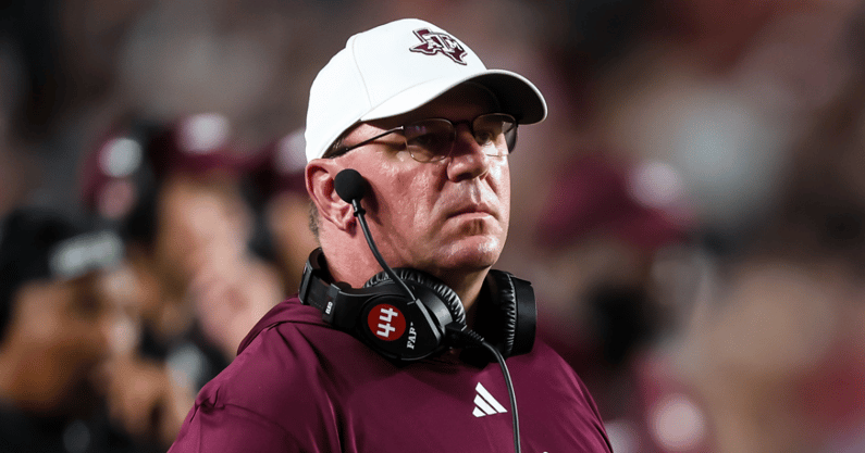 Mike-Elko-pushes-back-on-reporter-after-brushing-past-challenge-of-UTSA-game