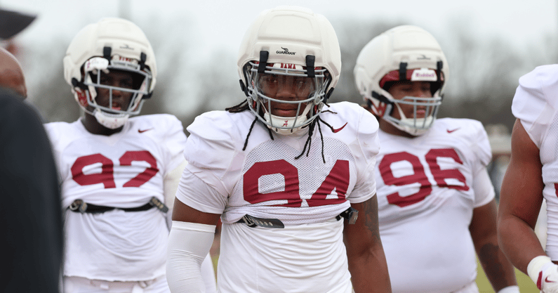 Alabama DL Jeremiah Beaman, Edric Hill and Tim Keenan