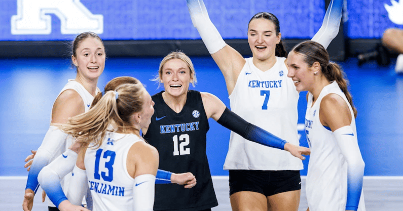 Kentucky volleyball players against Ohio State (preseason) - Eddie Justice, UK Athletics