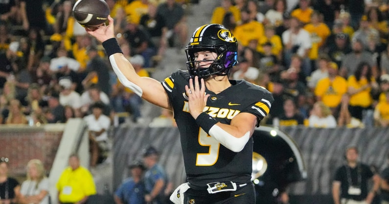 NCAA Football: Central Arkansas at Missouri