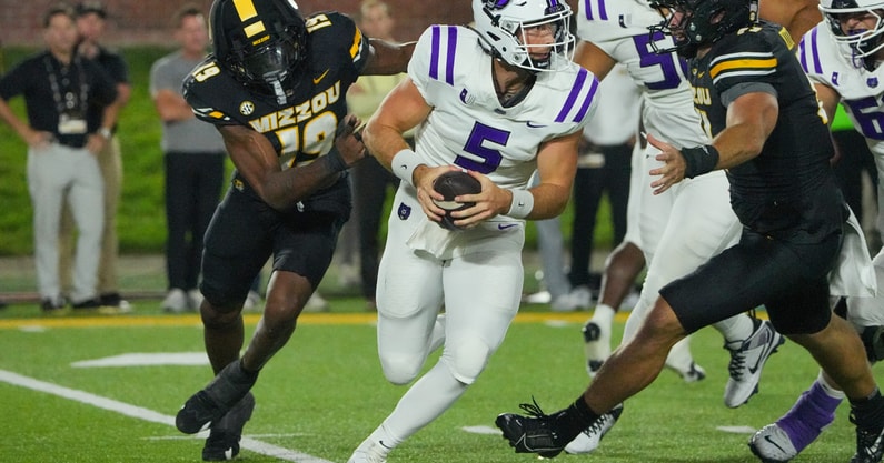NCAA Football: Central Arkansas at Missouri