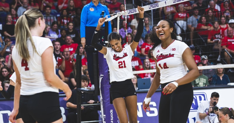 Nebraska volleyball Skyler Pierce (1)