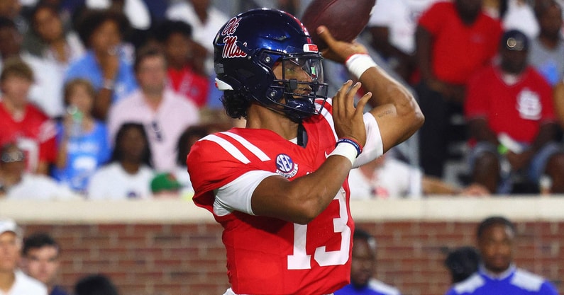 NCAA Football: Georgia St. at Mississippi