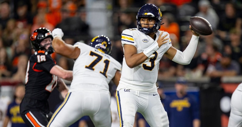 Cal quarterback Jaron-Keawe Sagapolutele