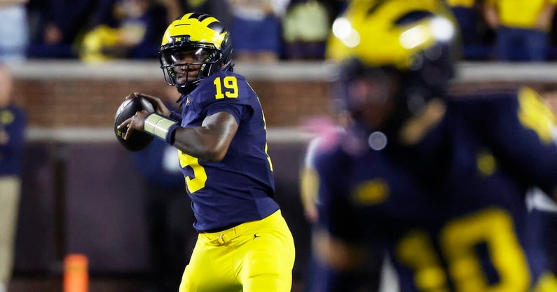 Aug 30, 2025; Ann Arbor, Michigan, USA; Michigan Wolverines quarterback Bryce Underwood (19) passes in the second half against the New Mexico Lobos at Michigan Stadium. Mandatory Credit: Rick Osentoski-Imagn Images