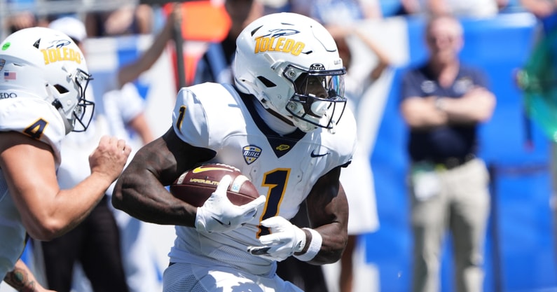 Toledo’s Chip Trayanum ran with the ball against Kentucky Saturday afternoon at Kroger Field. August 30, 2025 - Scott Utterback/Courier Journal / USA TODAY NETWORK via Imagn Images