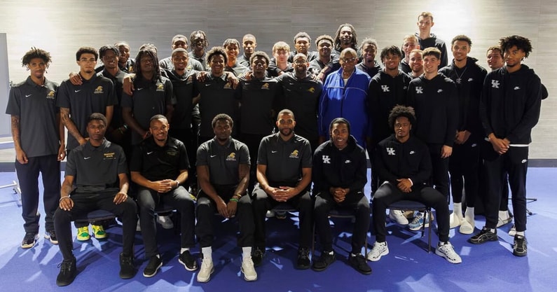 Kentucky welcomes George Raveling to Lexington (Photo via UK Athletics)