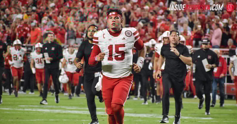 Nebraska football QB Dylan Raiola jogs off the field at halftime of the Huskers' 20-17 win over Cincinnati in their 2025 season opener
