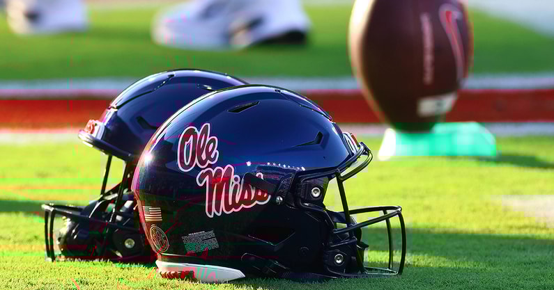 NCAA Football: Georgia St. at Mississippi