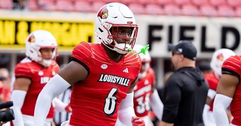 Louisville LB Stanquan Clark injury