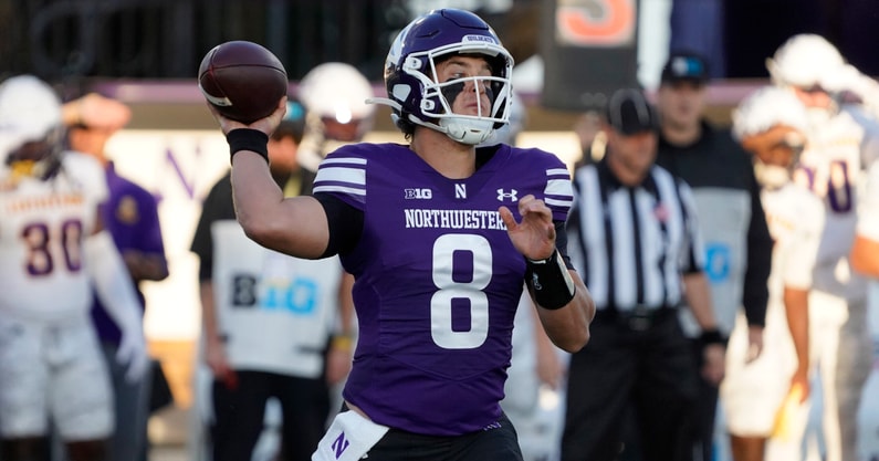 NCAA Football: Western Illinois at Northwestern