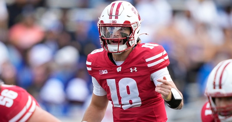 NCAA Football: Middle Tennessee at Wisconsin