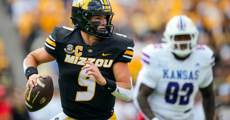 NCAA Football: Kansas at Missouri