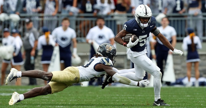 NCAA Football: Florida International at Penn State