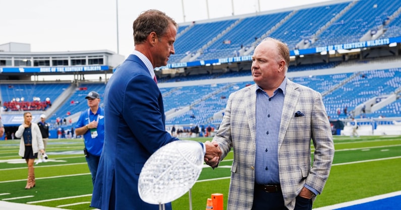Copy of chad-ochocinco-johnson-is-in-lexington-kentucky-ole-miss-notes - 1