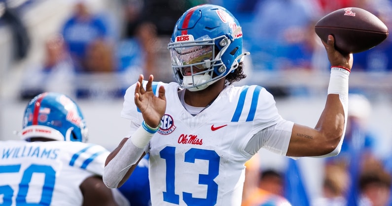austin-simmons-injury-update-lane-kiffin-updates-status-of-ole-miss-qb