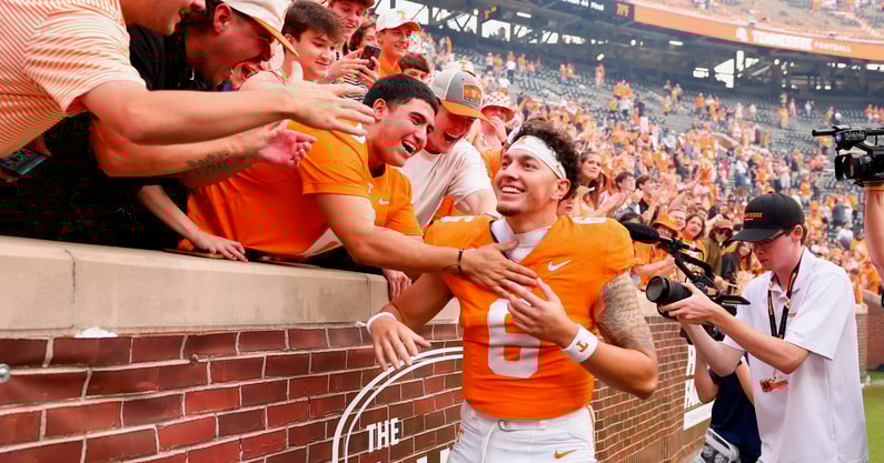Joey Aguilar, Tennessee Football | Tennessee Athletics