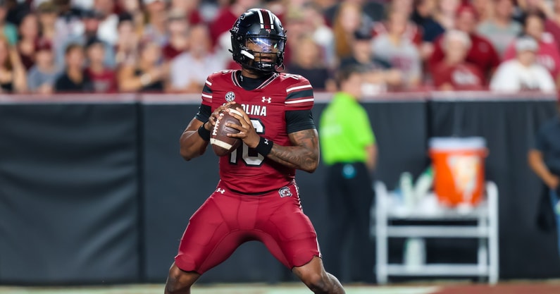 South Carolina Gamecocks quarterback LaNorris Sellers (16) looks to pass against the South Carolina State Bulldogs in the first quarter at Williams-Brice Stadium. Mandatory Credit: Jeff Blake-Imagn Images