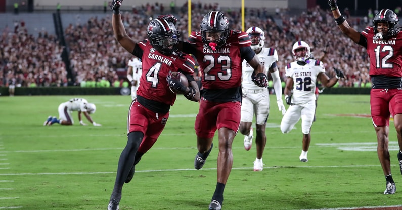 South Carolina's Vicari Swain returns a punt for a TD against SC State on Sept. 6, 2025 (C.J. Driggers/GamecockCentral.com)