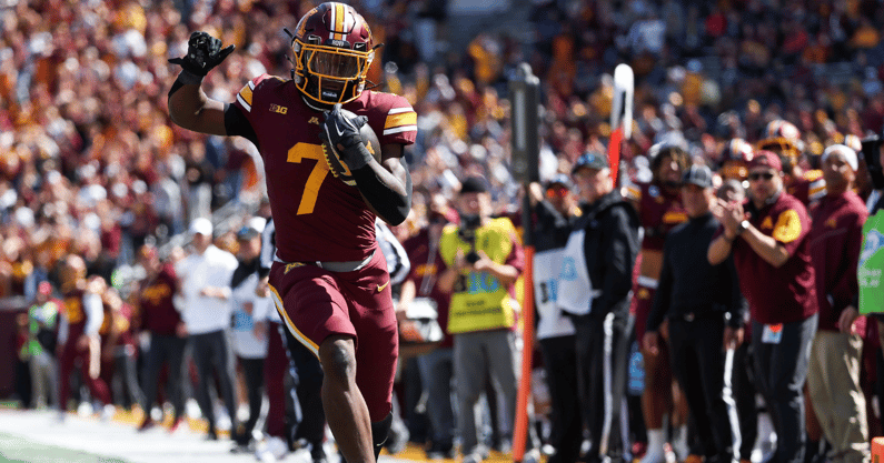 minnesota football win northwestern state