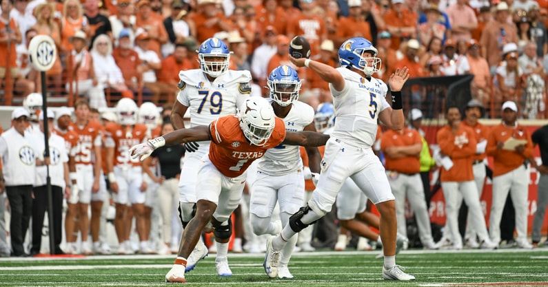 ut_vs_san_jose_state-6958_simmons