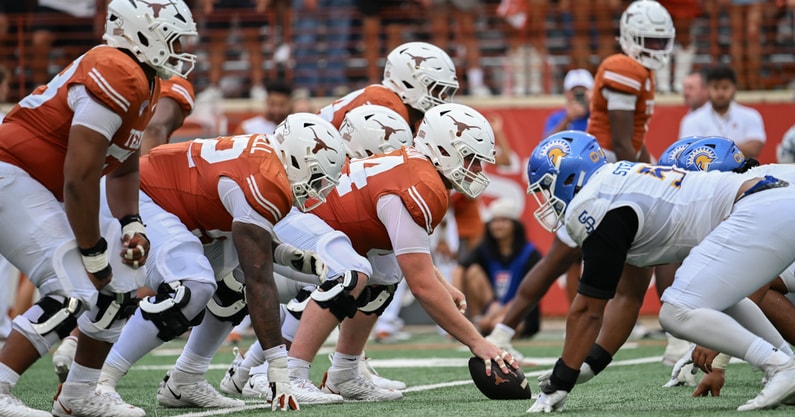 ut_vs_san_jose_state-7190_o_line