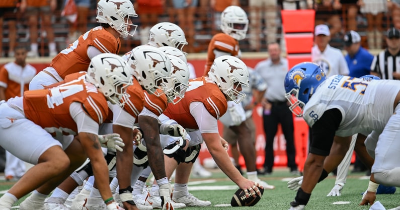 ut_vs_san_jose_state-7192_o_line