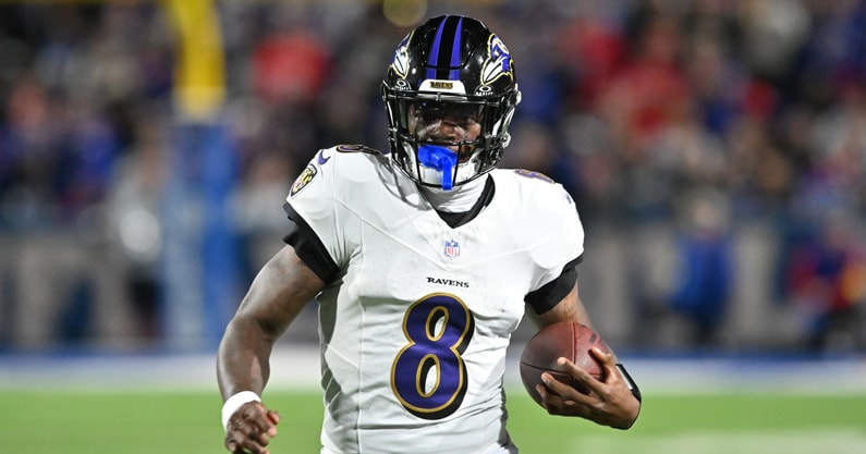 Louisville alumni Lamar Jackson