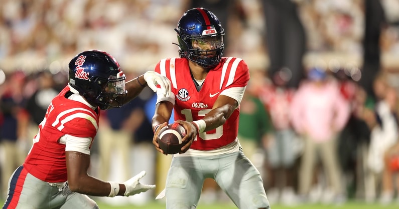 austin-simmons-injury-update-lane-kiffin-shares-latest-on-ole-miss-qb