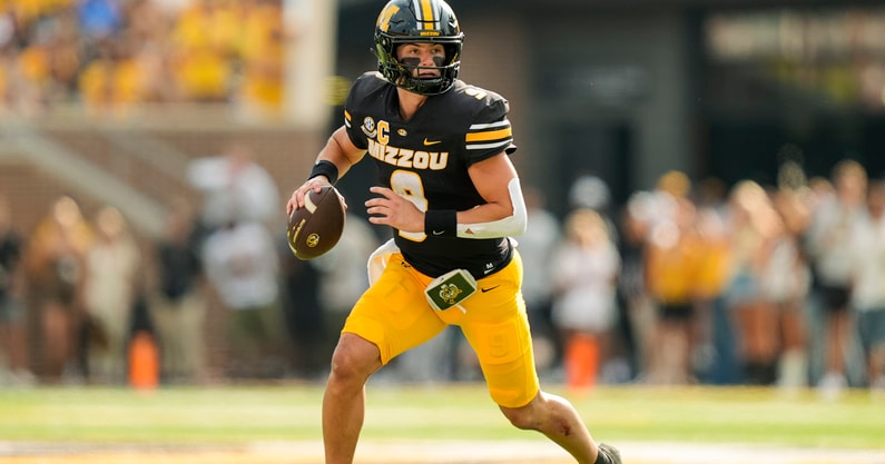 NCAA Football: Kansas at Missouri