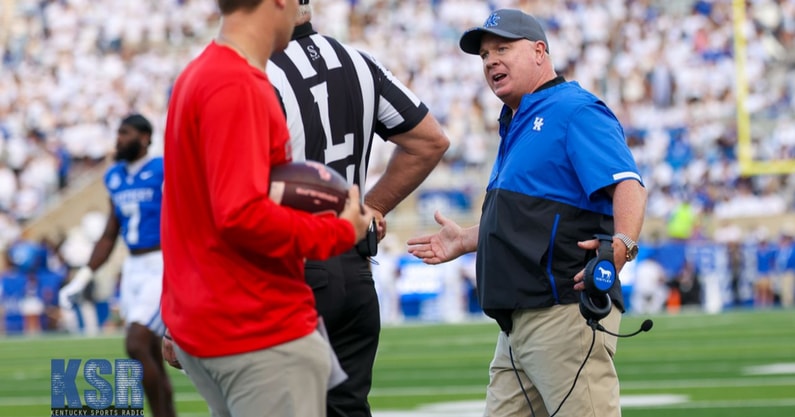 Mark Stoops pleads his case during Kentucky's loss to Ole Miss, via Mont Dawson, KSR