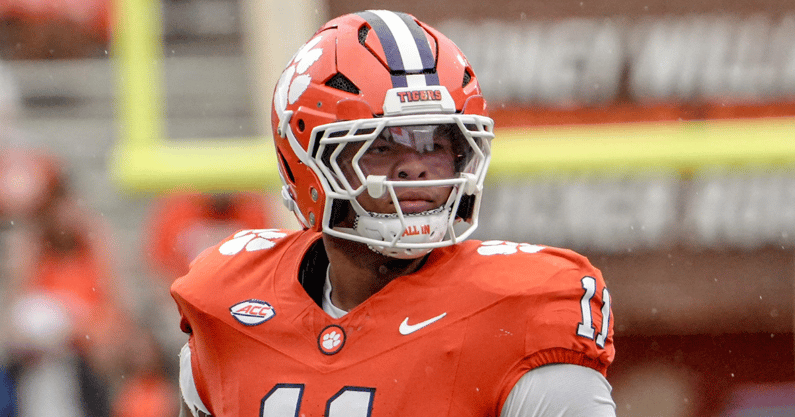 Dabo-Swinney-explains-what-Peter-Woods-halftime-speech-vs-Troy-meant-to-Clemson