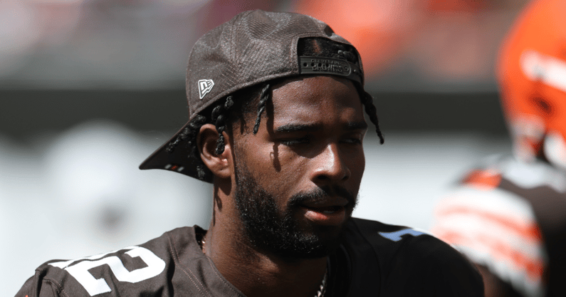 ESPN-Cleveland-reporter-claims-Shedeur-Sanders-isnt-even-running-scout-team-in-Browns-practice