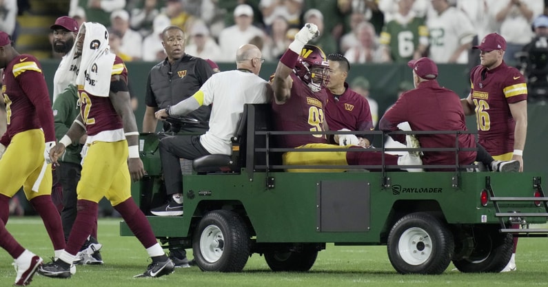 NFL: Washington Commanders at Green Bay Packers